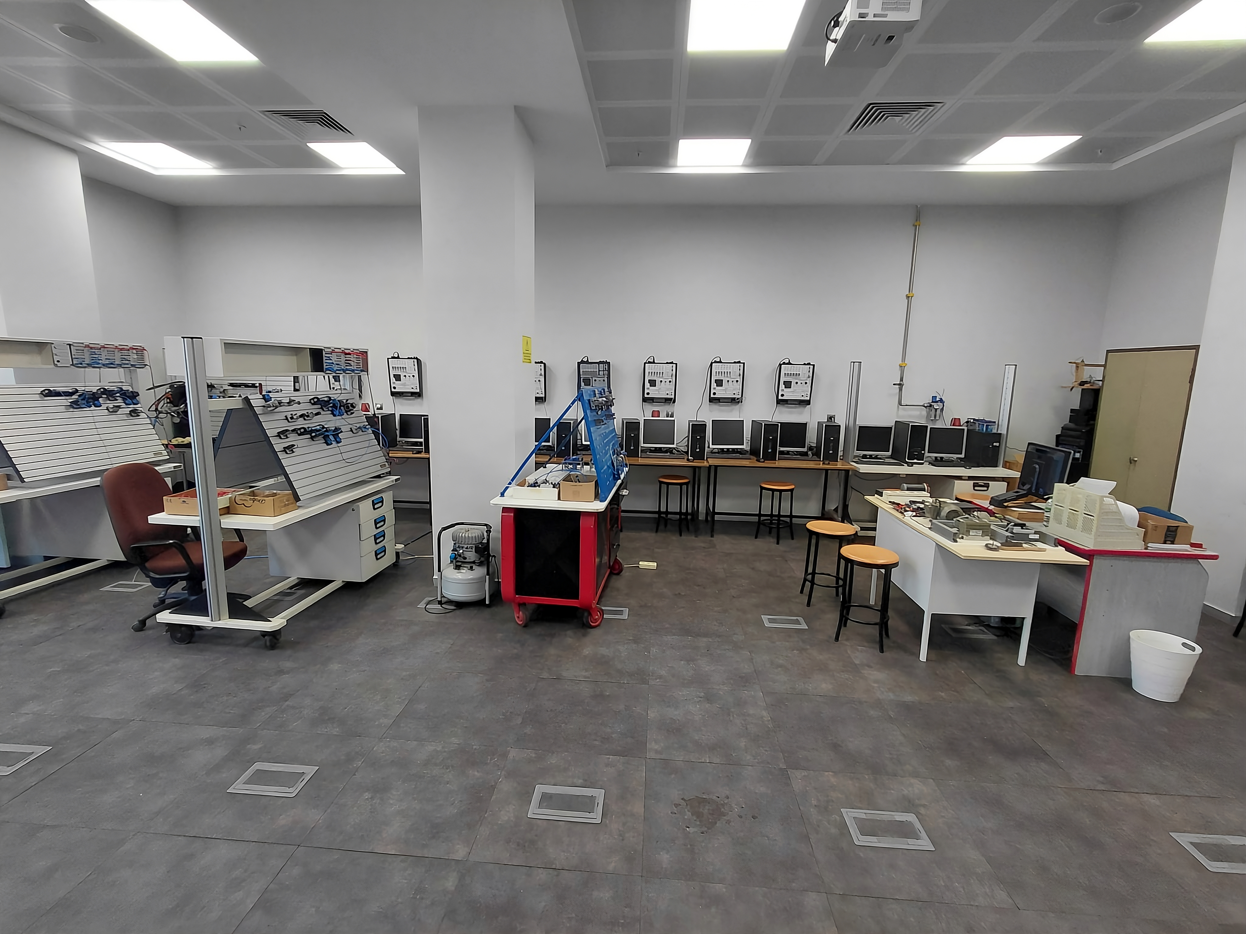 Endüstriyel Otomasyon Lab-2.png (13.59 MB)
