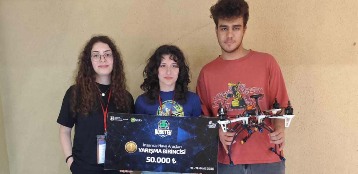 Nebula İHA Takımı’ndan Robotek İHA Olimpiyatları’nda Birincilik Başarısı